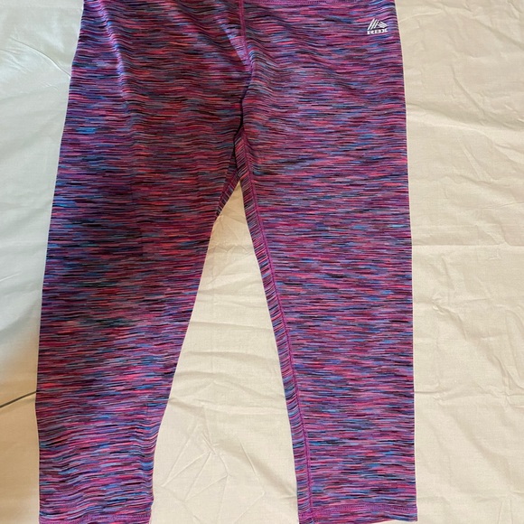 Reebok Other - Reebok capris